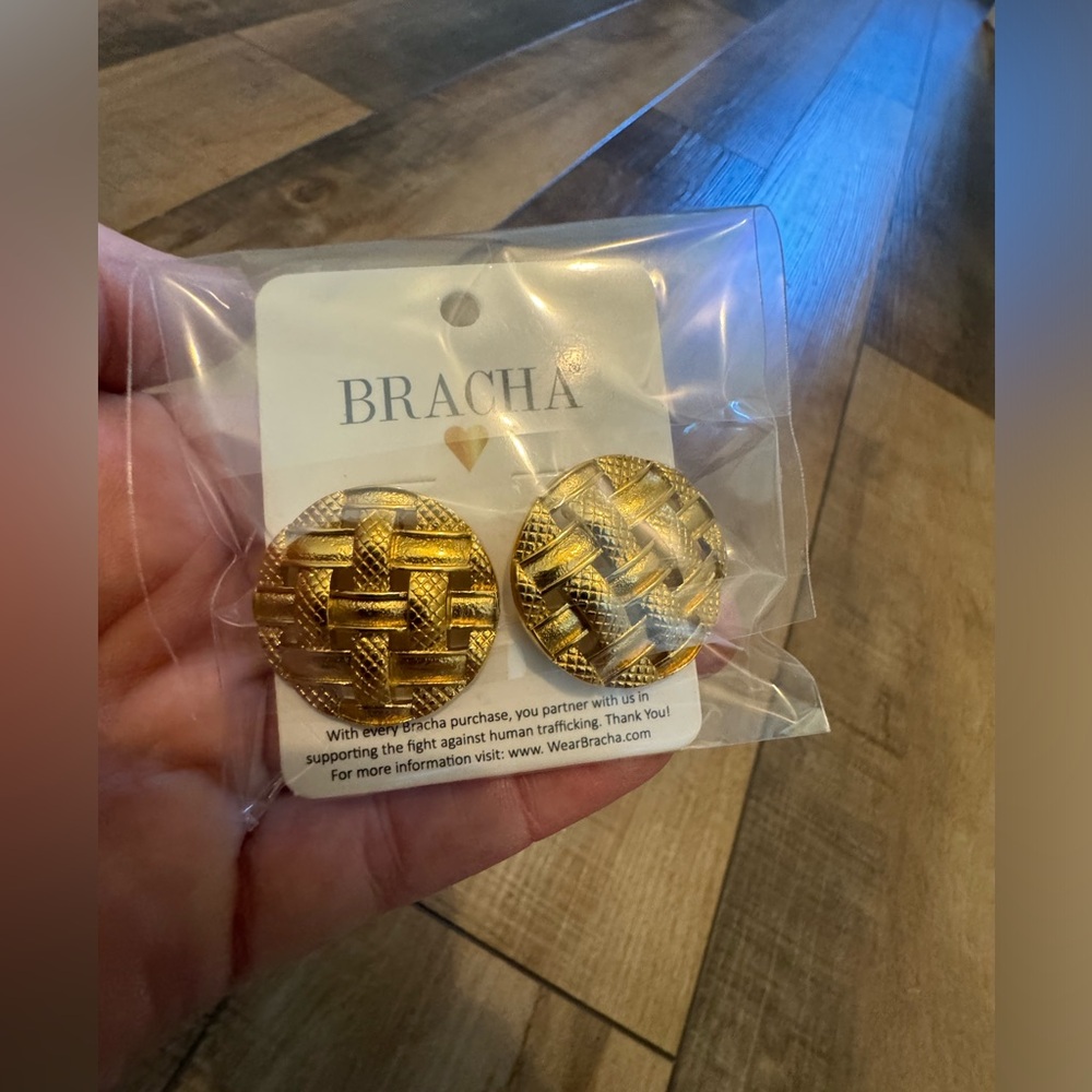 BRACHA earrings new never worn